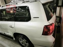 تۆیۆتا لاند کروزەر